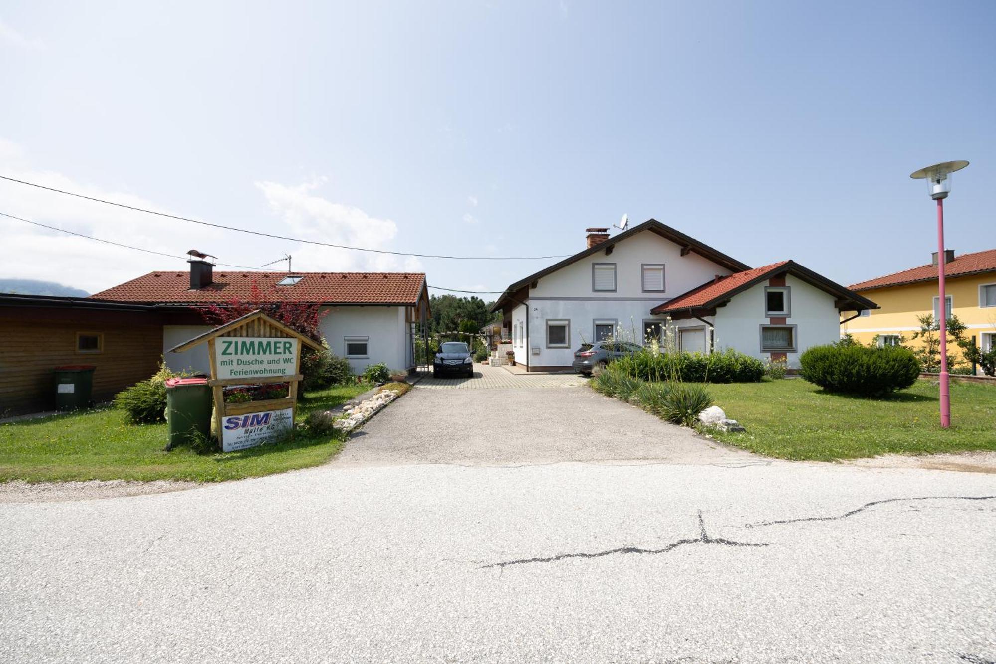 Christis Apartments Eberndorf Eksteriør bilde